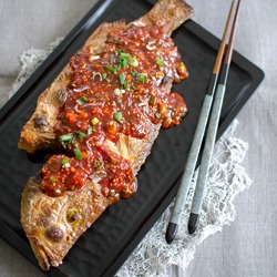 Thumbnail image for Broiled Red Snapper with Korean Chili Sauce