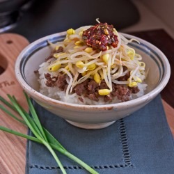 Bean sprout rice bowl