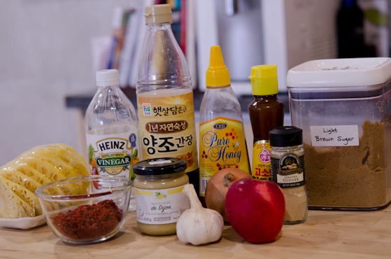 Ingredients for making Korean spicy cold noodle sauce