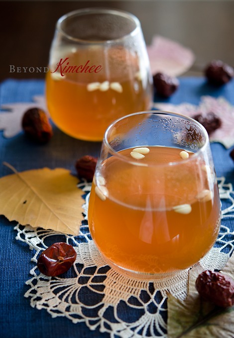 This Korean cold remedy drink is a natural way of soothing cold symptoms.