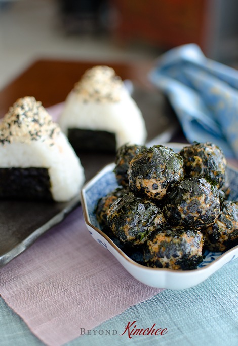 Kimchi tuna onigiri and kimchi seaweed rice balls made with leftover rice, and canned tuna.