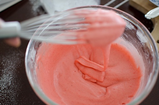 Beautiful strawberry icing made with fresh strawberries looks delicious.