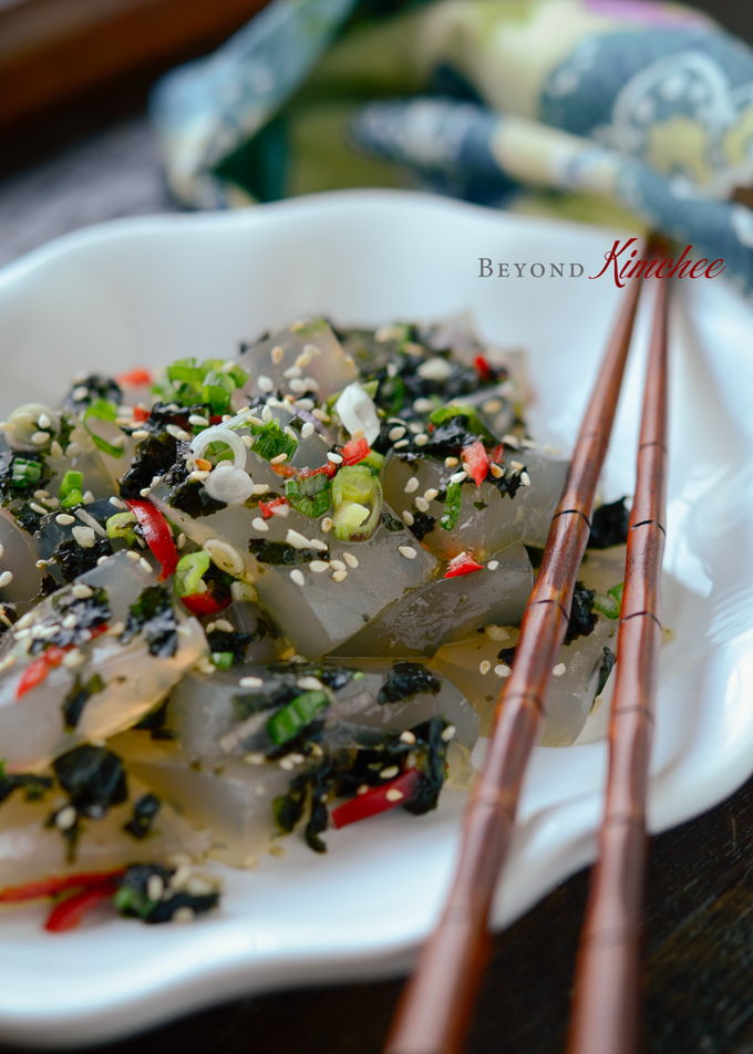 Korean Jelly side dish (Muk-muchim) made with mung bean starch and crumbled seaweed.
