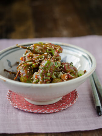 Korean shishito pepper recipe makes a quick Korean banchan to go with a Korean main dish.