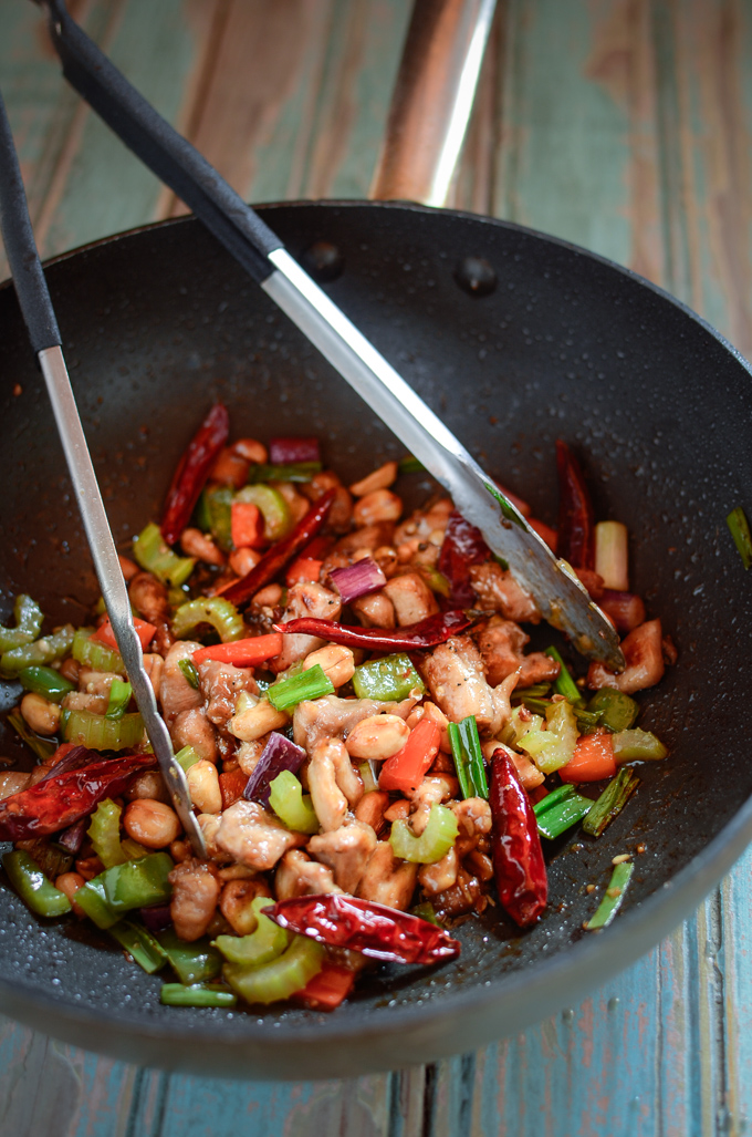Sichuan Kung Pao Chicken is stir-fried with vegetables together.