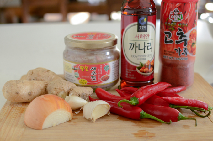 Kimchi filling ingredients are ready to be used.