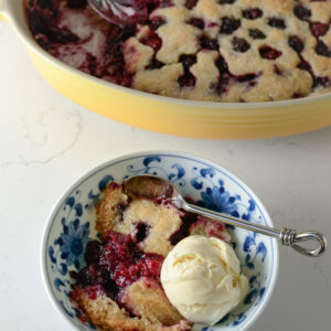 This easy blackberry cobbler is best to serve with a scoop of vanilla ice cream.
