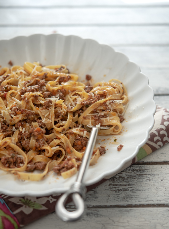 Ragu Bolonese sauce is served with Tagliatelle pasta.