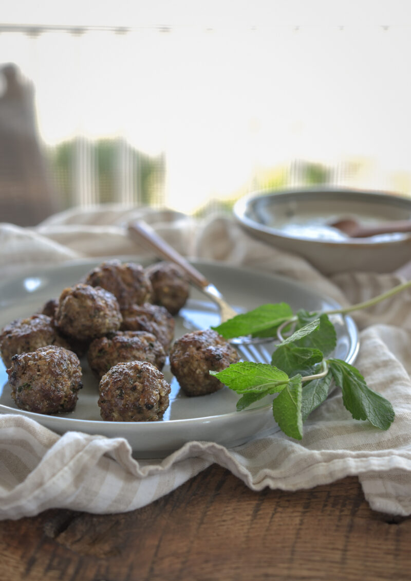 Broiled middle eastern meatballs are quick to make without any added fat.