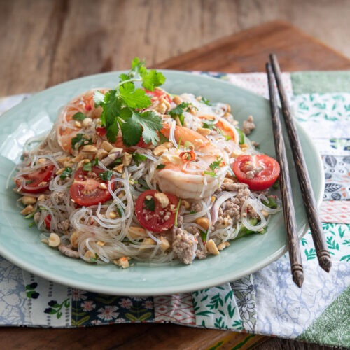 hardwerkend Gronden Er is behoefte aan Light Thai Glass Noodle Salad (Yum Woon Sen) | Beyond Kimchee