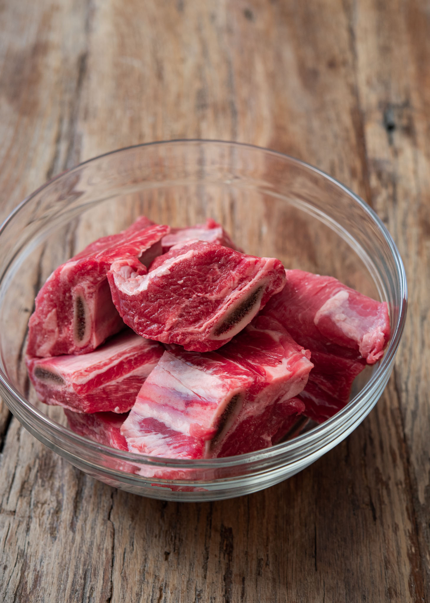 Beef short ribs are prepared to make galbitang.
