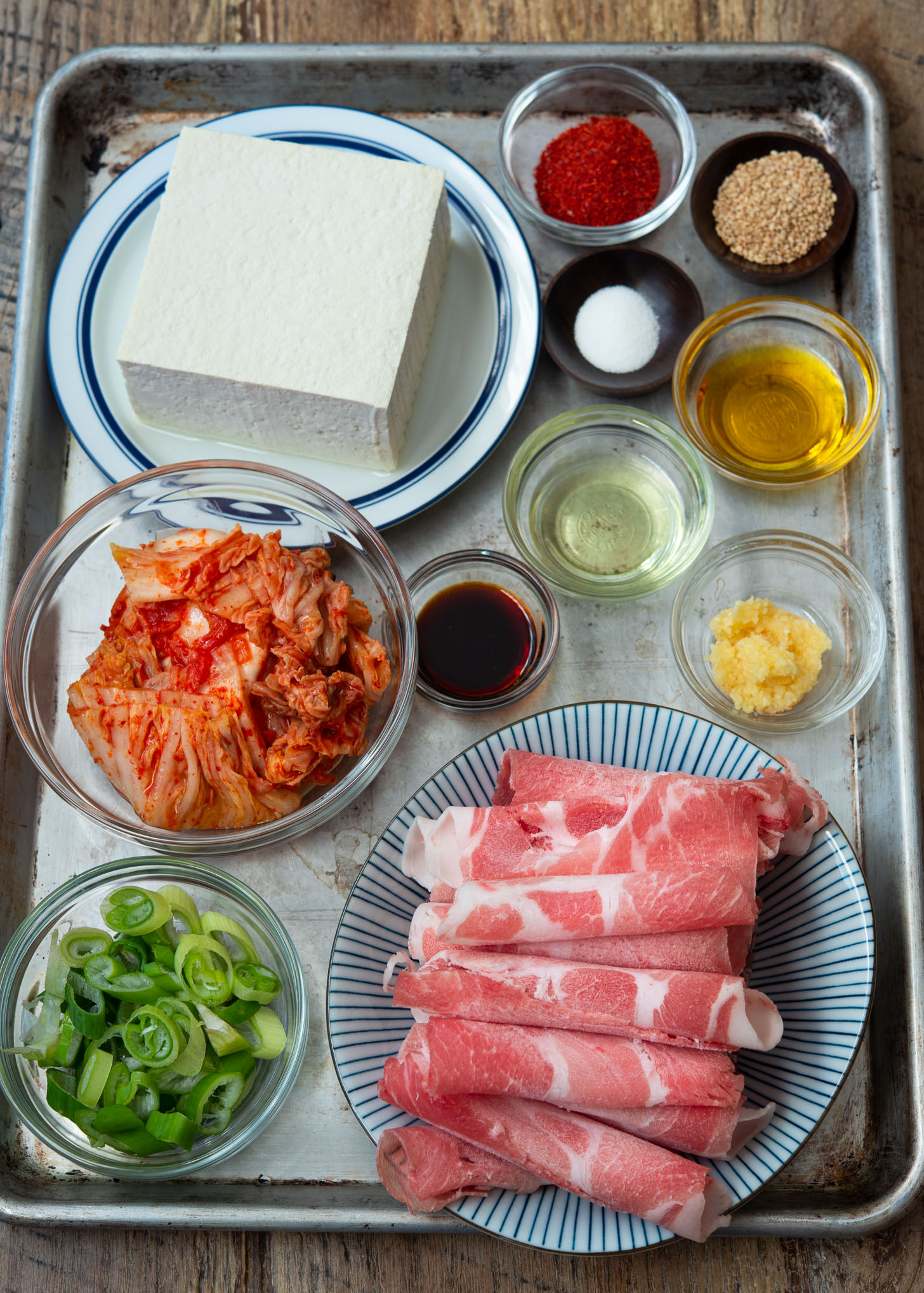 Ingredients for making dubu kimchi are presented together.