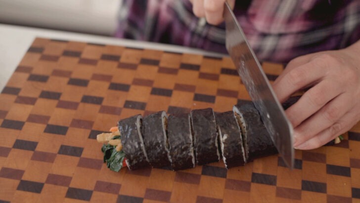 https://www.beyondkimchee.com/wp-content/uploads/2023/11/kimbap-seaweed-rice-rolls-19-728x410.jpg