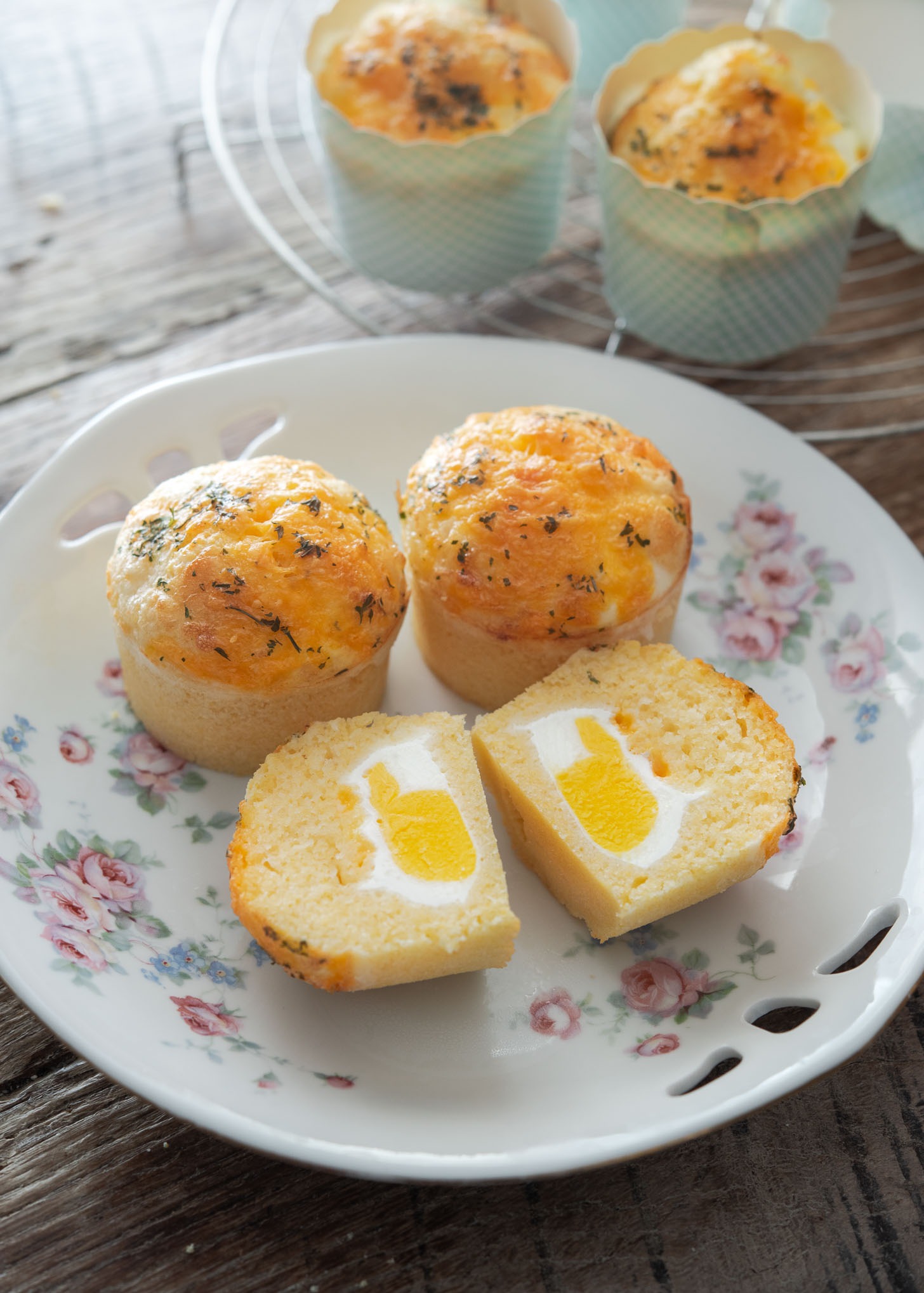 Korean egg bread muffins showing the whole egg bread inside.