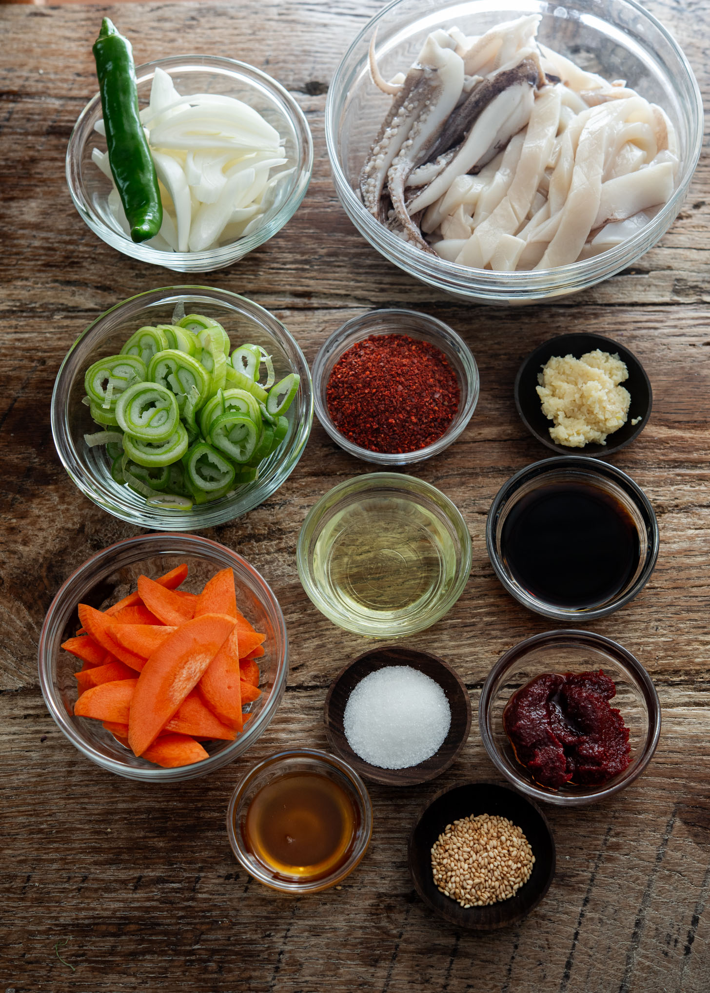 Ingredients for making Korean squid stir-fry recipe.