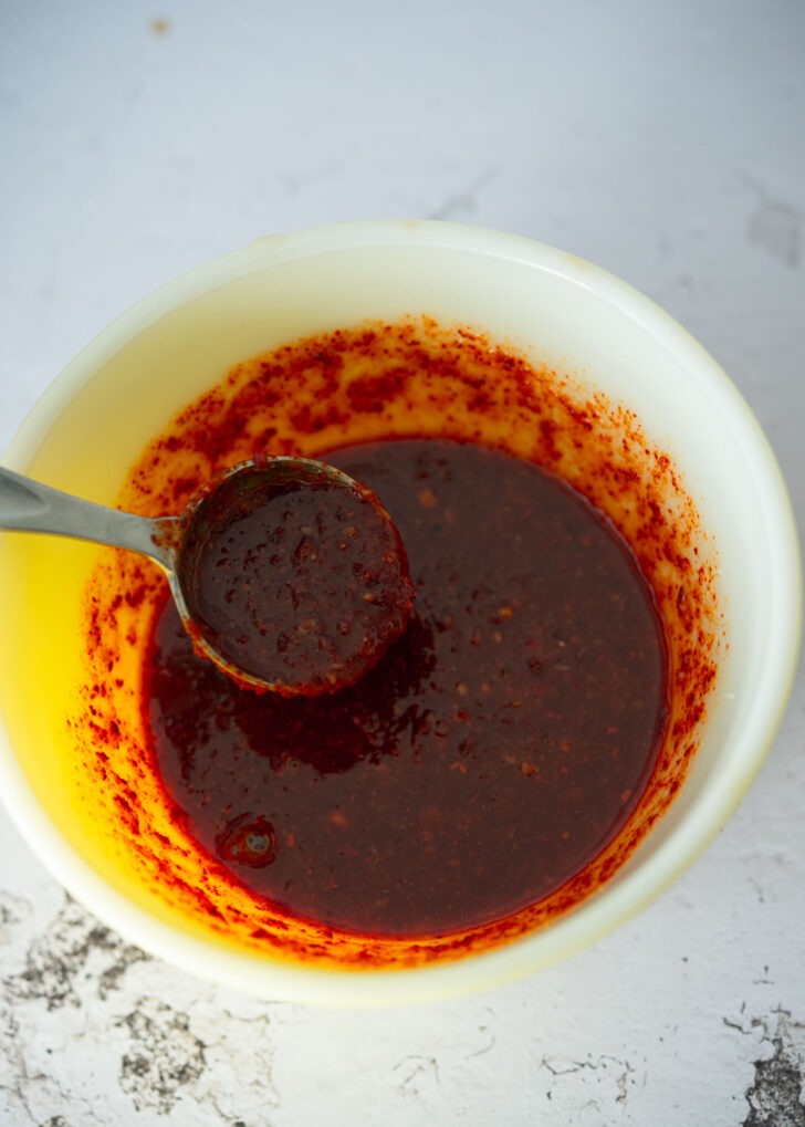 Spicy sauce for yangnyeom gejang mixed in a bowl.