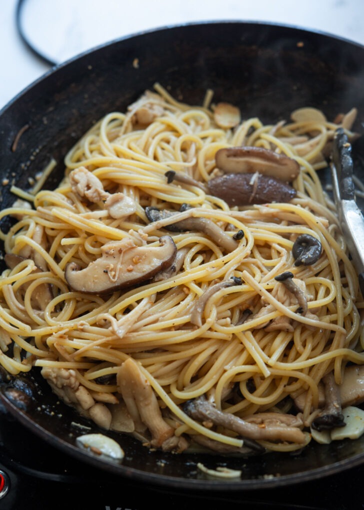 Spaghetti tossed with doenjang sauce and mushrooms