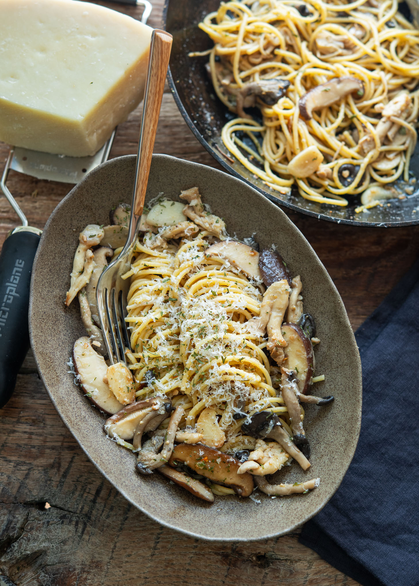 Bowl of doenjang pasta with mushrooms

