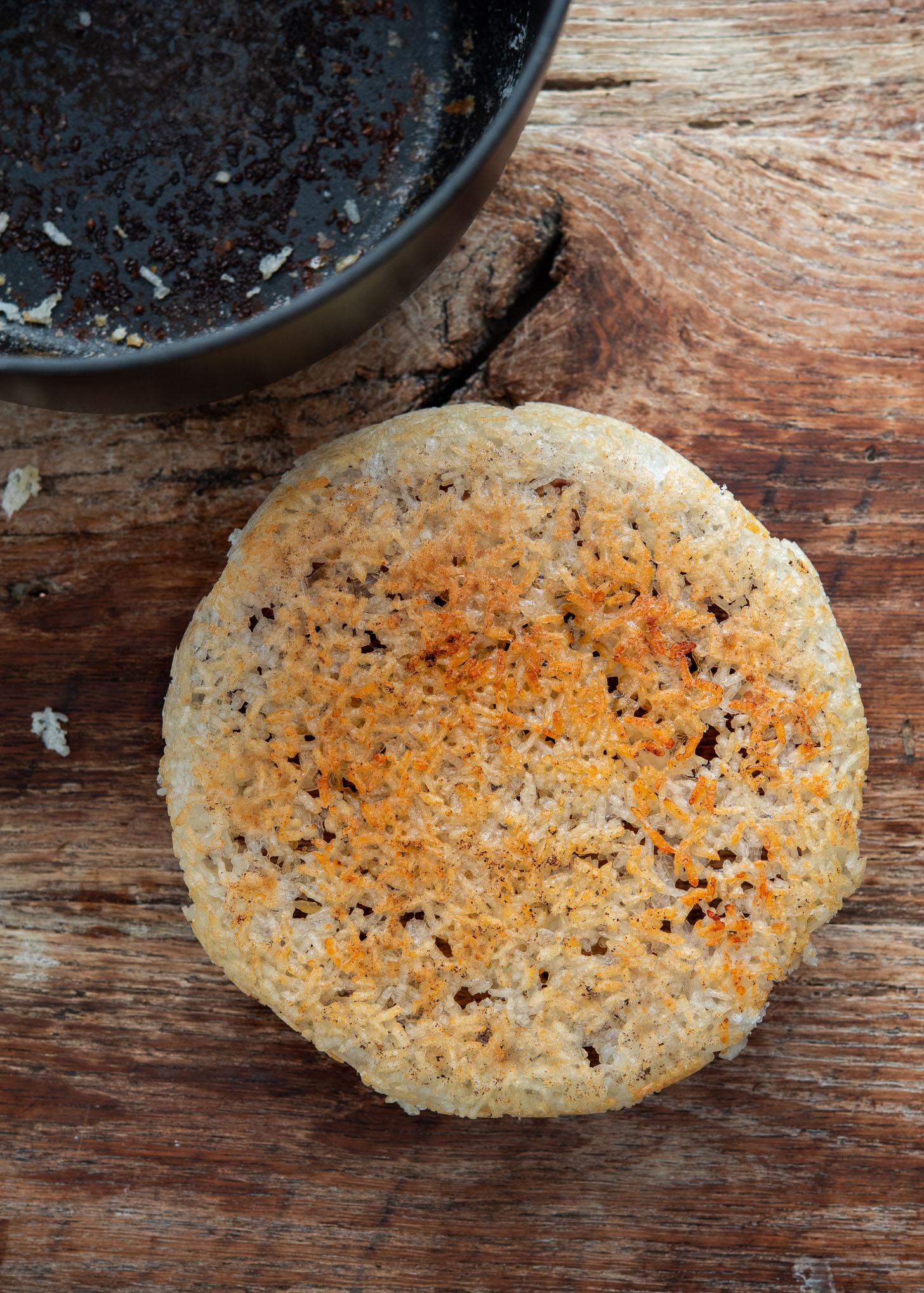 Golden Korean scorched rice made in a pot